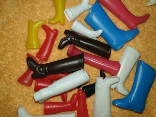Vintage Plastic 1960s Doll Shoes boots lot sets great condition