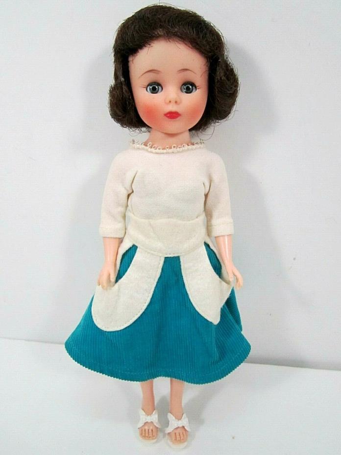 VINTAGE 1958 AMERICAN CHARACTER TONI 10 INCH DOLL BRUNETTE COLLEGIATE OUTFIT