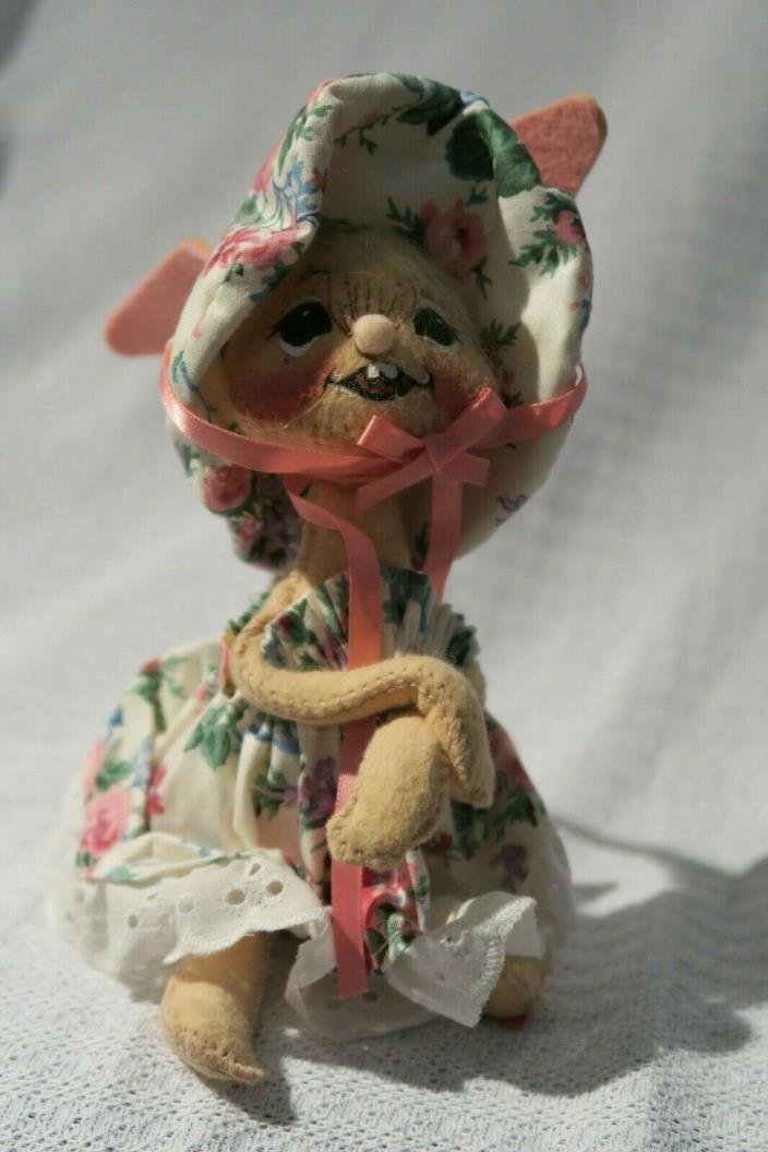 Annalee Girl Bunny dated 1993