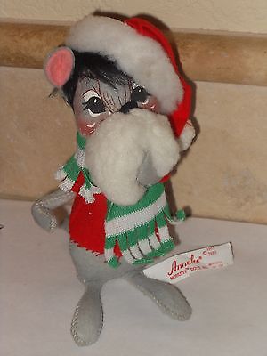 VTG Annalee Mouse Doll Holiday Gray w/ Snowball and scarf USA