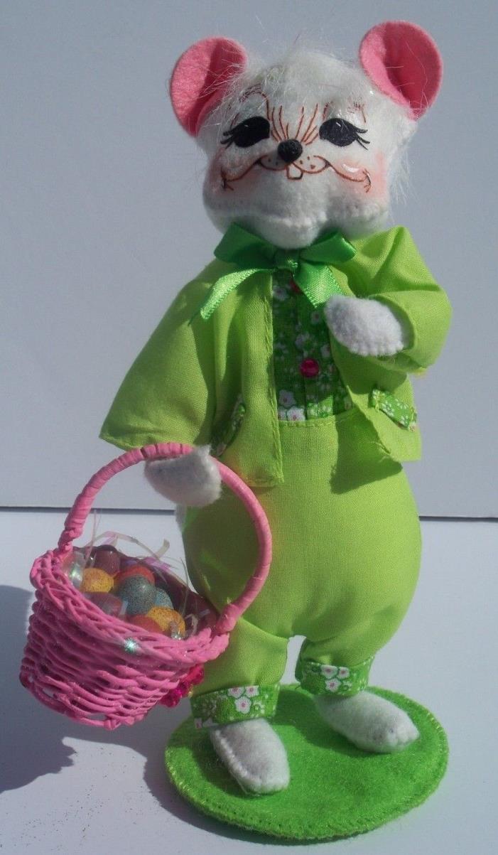 ANNALEE 2009 Easter Bunny Boy MOUSE Easter Basket with eggs Decoration
