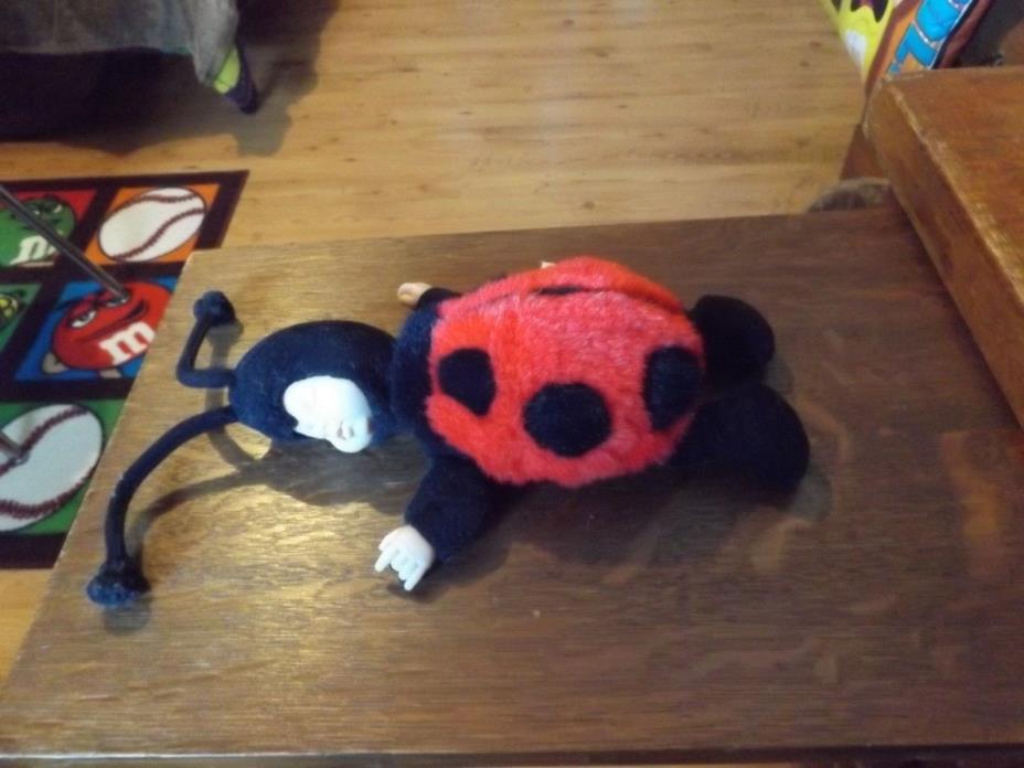 Anne Geddes LADYBUG 1997 9 INCH STUFFED SO CUTE