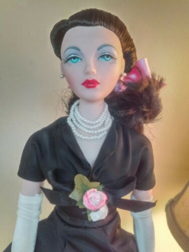 Pin Up Gene Doll With Extra