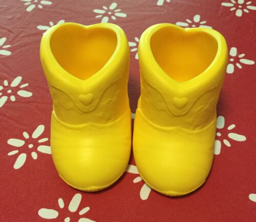 Galoob Baby Face Original Yellow Boots