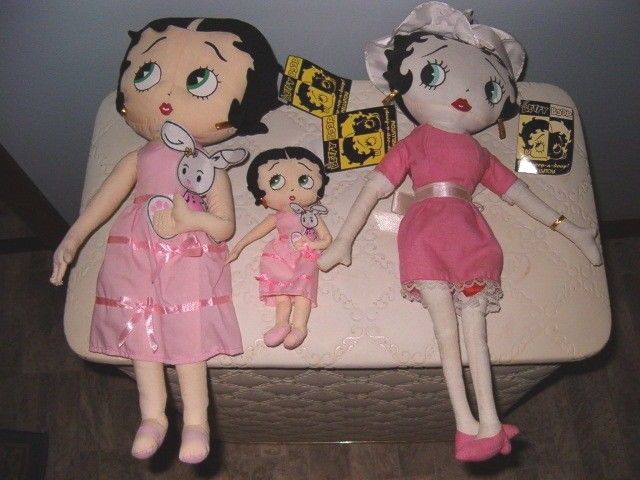 2004 EASTER BUNNY BETTY BOOP 16.5