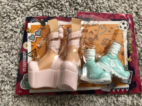 Bratz Doll Shoes 2 Pairs Shoefiesnaps On the Run