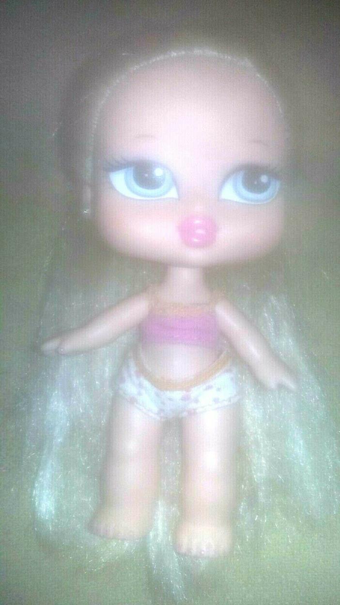 Bratz Dolls Chole Baby Bratz Doll. Long blonde crimped hair with blue eyes. GUC.