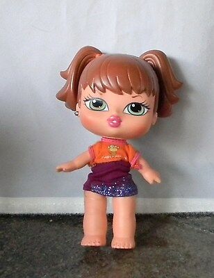 BRATZ DOLL TODDLER BROWN MOLDED HAIR SKIRT OUTFIT  5