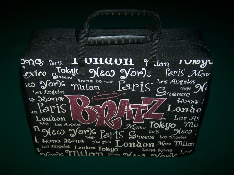Bratz World Tour Accessories Doll Travel Carrying Case 2003