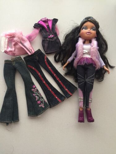 Bratz Yasmin (?) Doll With Extra Clothes Jeans & Pink Vest & Purple Outfit Lot
