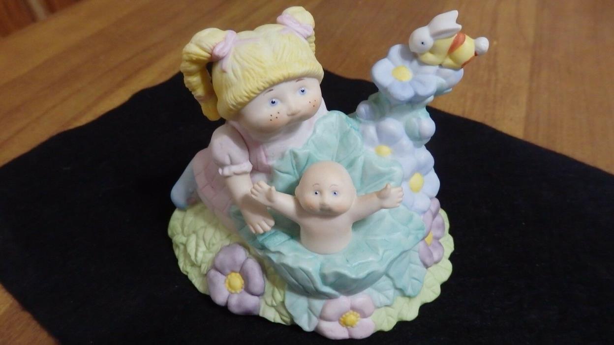 CABBAGE  PATCH  FIGURINE  1985 
