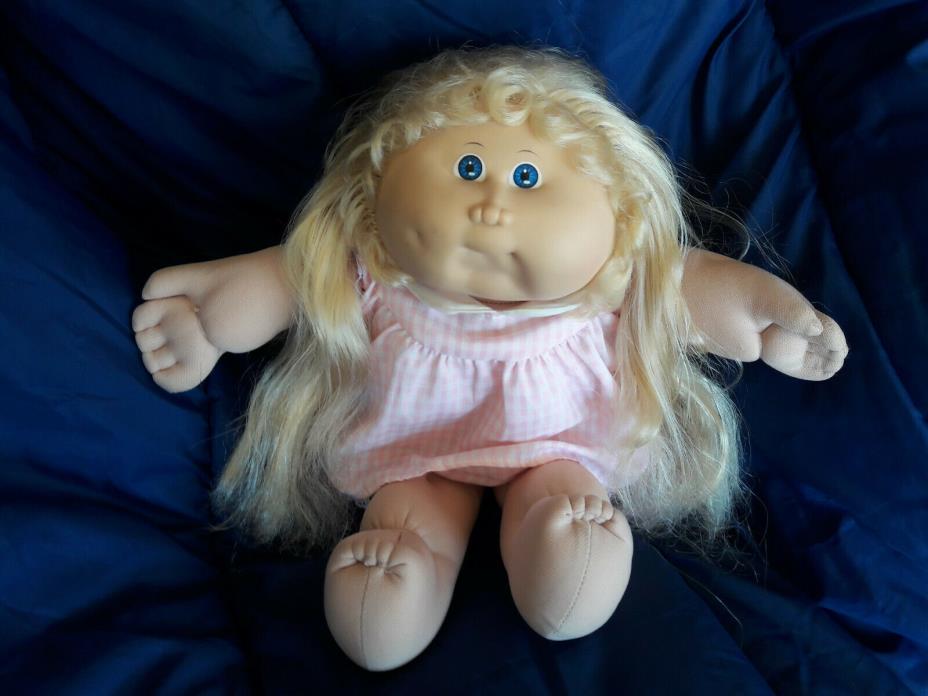 Vintage Cabbage Patch Kids Doll w/Original Outfit Blonde Hair 1978,1982 16