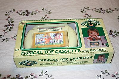 Vintage 1983 Cabbage Patch Kids Musical Cassette With Headset Used In Box RARE