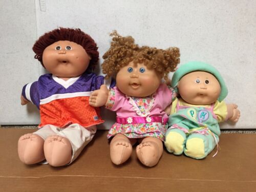 Vintage Cabbage Patch kids lot 3 assorted dolls with Clothing EUC AR42