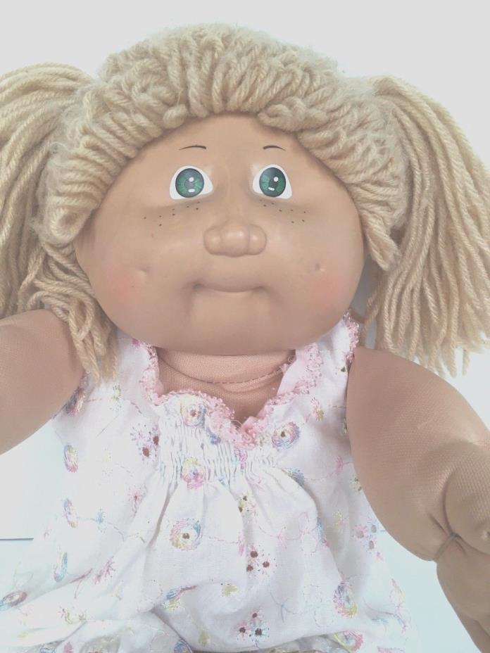Vintage 1978-1982 Cabbage Patch Kids Doll by Coleco  71R5098 Black Signature