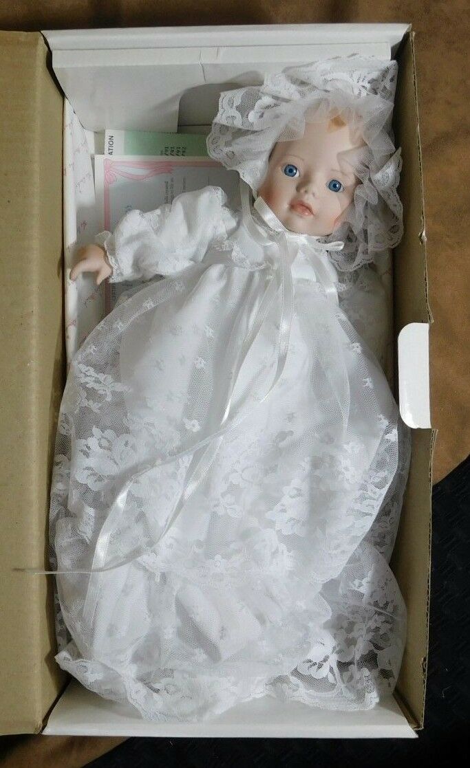 Danbury Mint Fine Bisque Porcelain EMILY by Elke Hutchens Numbered Doll
