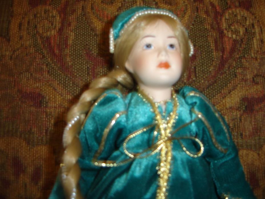 Danbury Mint Rapunzel Hand Painted Bisque Porcelain Doll  Circa 1987 11