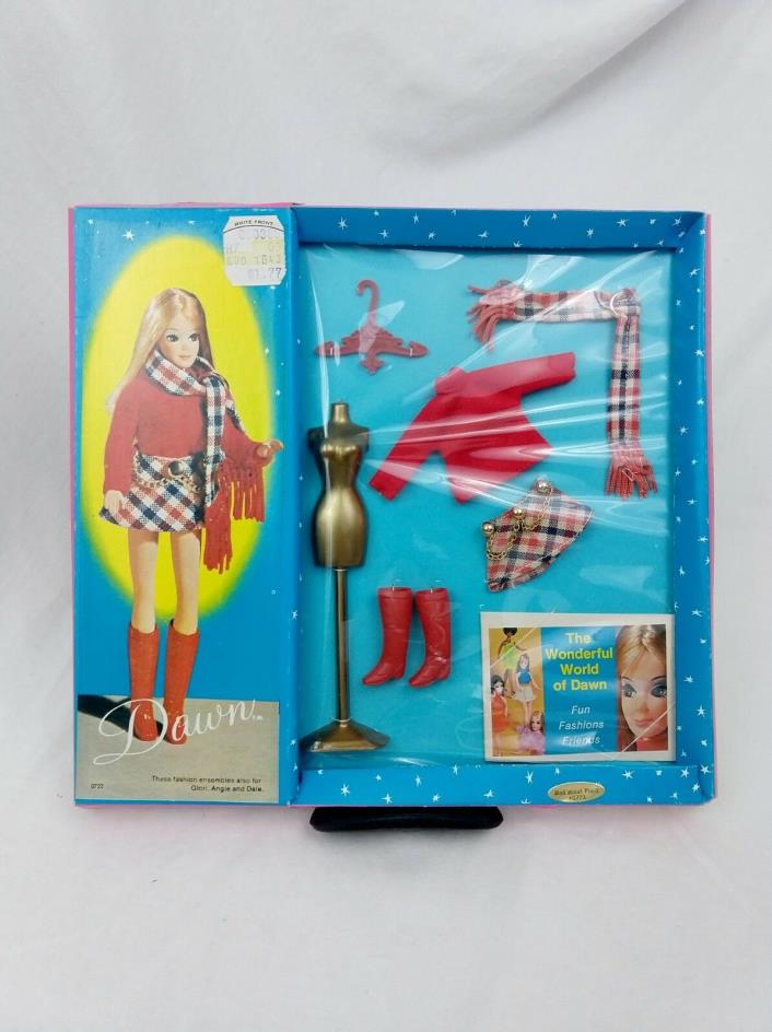 Topper Toys Fashions for Dawn, Glori, Angie and Dale - Singin' in the Rain #0723