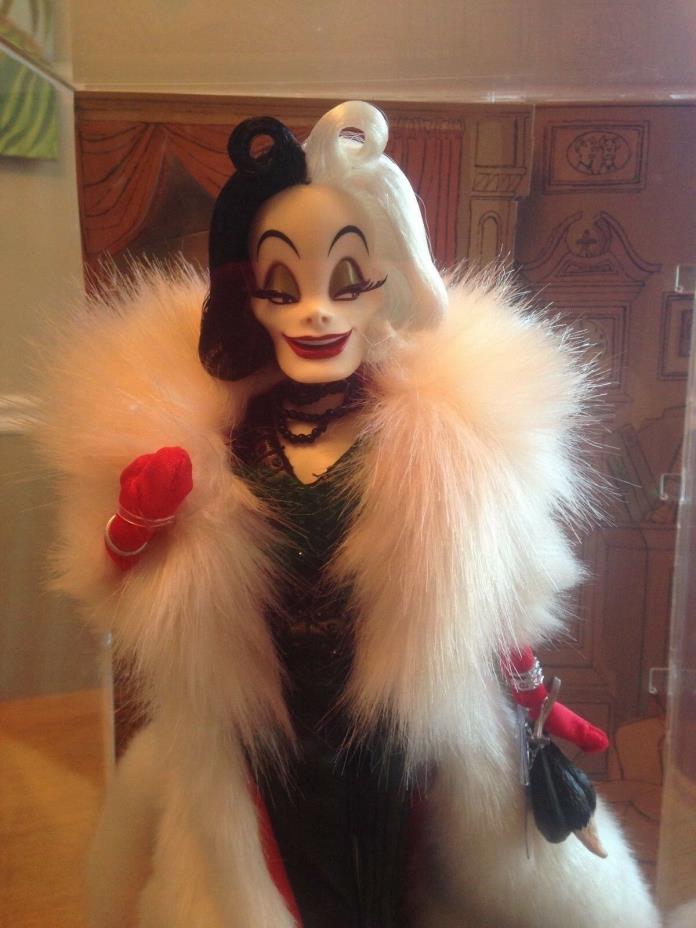 Disney Designer Folktale Series Cruella De Vil Villain 101 Dalmatians Doll LEo