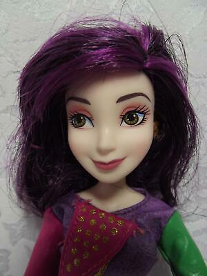 Disney Descendants Isle of the Lost Mal Jointed Doll w/Original Outfit