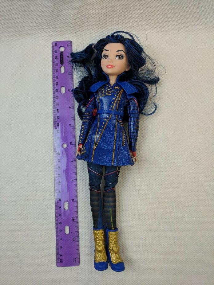 Disney Descendants Isle of the Lost Evie Doll & Outfit Pre-owned Incomplete