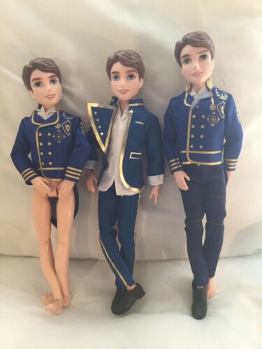 3 Disney Descendants  Isle of the Lost King Ben Auradon Prep Boy Doll Figure