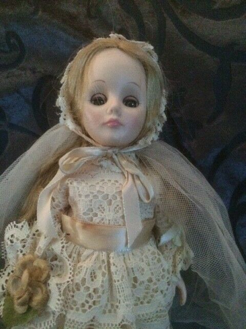 Vintage Bride Doll EffiBee