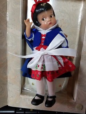 Rare Effanbee Patsyette in Storyland- Snow White Includes Stand & Box