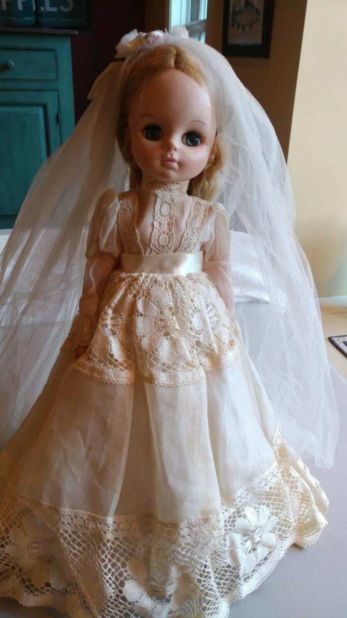 Vintage Effanbee Miss Chips Bride Doll Blonde 18
