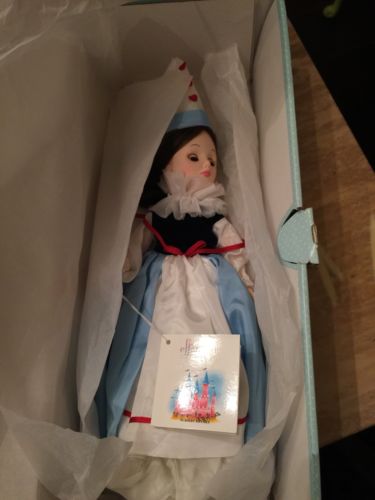 EFFANBEE DOLL STORYBOOK COLLECTION QUEEN OF HEARTS Style No. Fb1183. Mint In Box