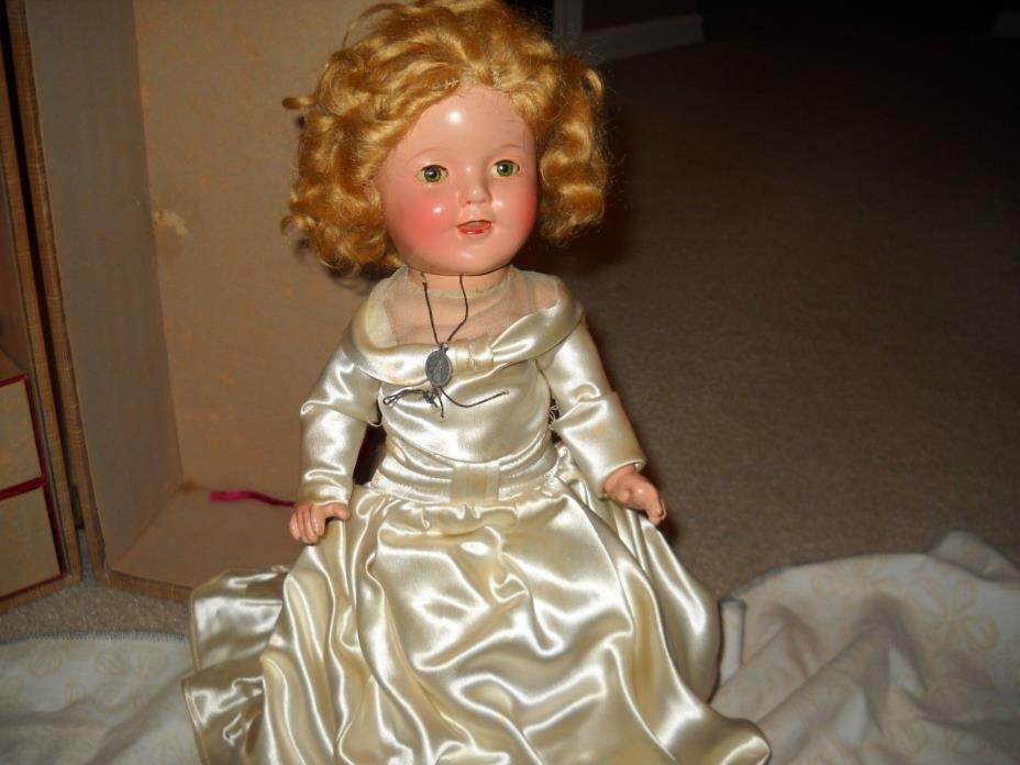 Vintage/Antique ~ 1930's 13.5in~Shirley Temple Doll w/ Original Trunk & Outfits.