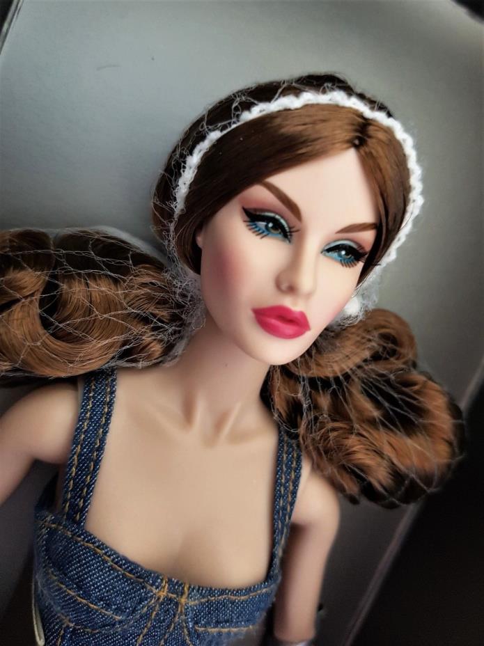 Nu Face Eye Candy Rayna Ahmadi NRFB