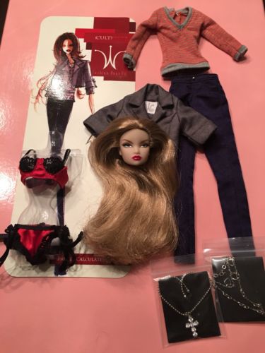 NuFace Fashion Royalty Pretty Calculated Erin Head & Wardrobe Pieces