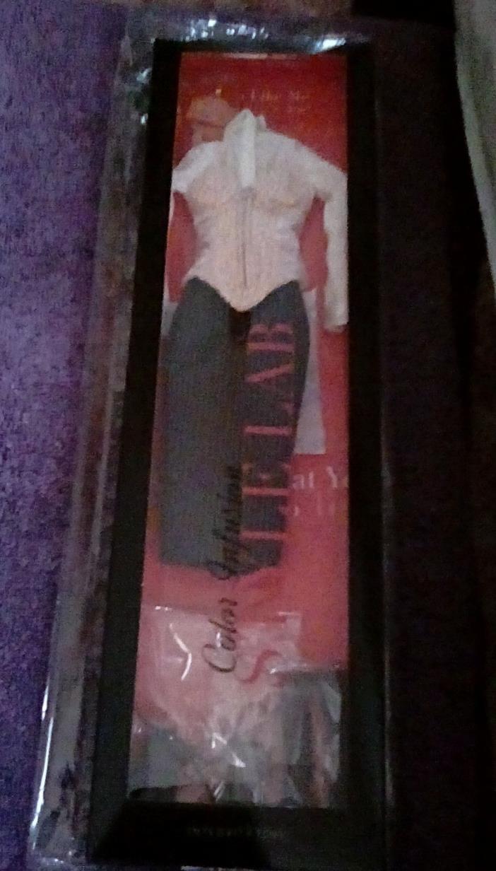 Integrity Toys Style lab 2016 Give it up  used outfit complete