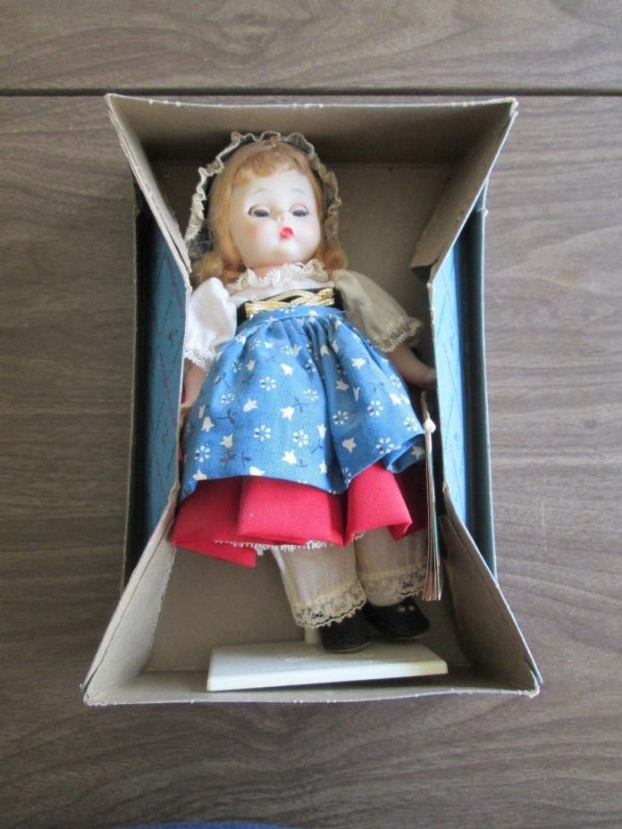 Madame Alexander doll Gretel #454 with bendable knees