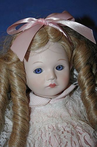 Vtge Dolls by Pauline 18