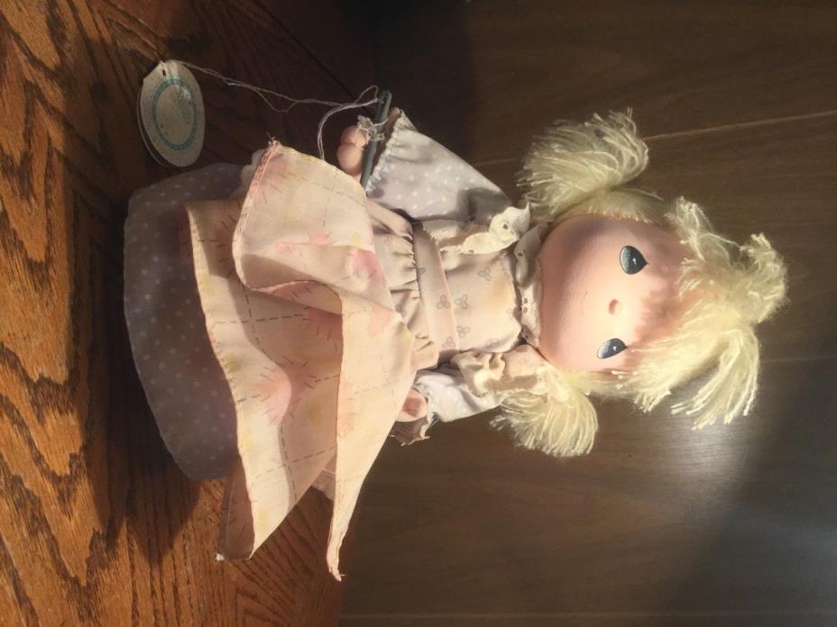 1989 Precious Moments Musical Wind-up Doll by Applause