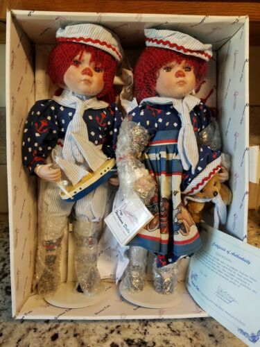 Raggedy Ann and Andy Eddie And Emma Duck House Heirloom Dolls #0724/5000