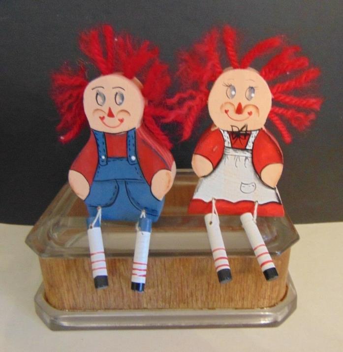 RAGGEDY ANN AND ANDY WOODEN SHELF SITTERS 4