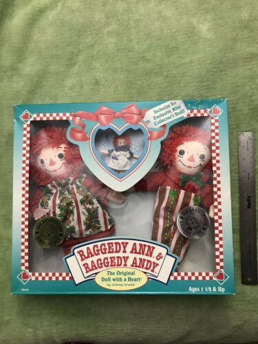 Hasbro 80th 75th Anniversary Raggedy Ann & Raggedy Andy No. 70111 New In Box