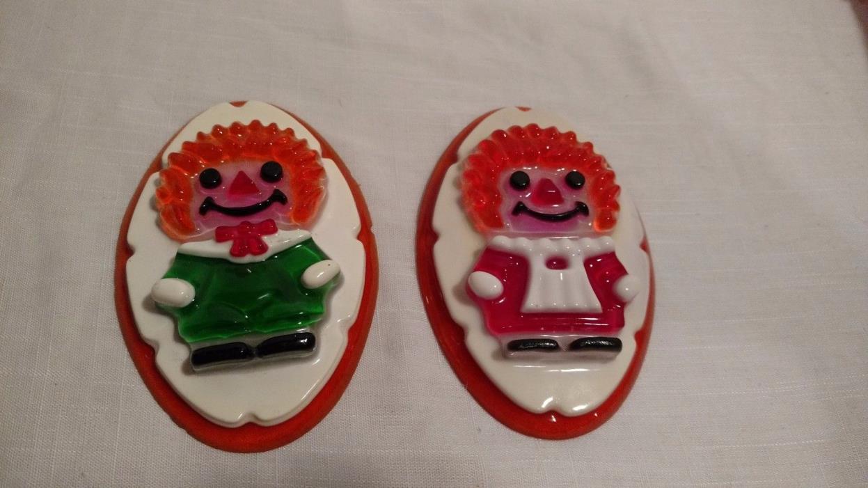 Set of 2 Vintage Raggedy Ann & Andy Wall Plaques by New Designs Inc.