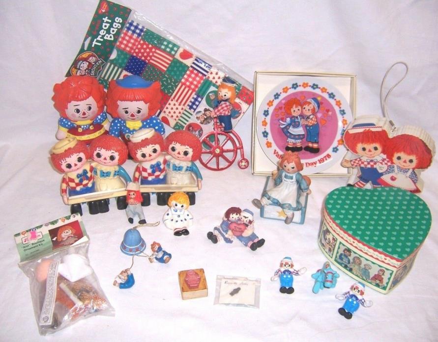 VTG Lot of Raggedy Ann & Andy  ** Collectibles **
