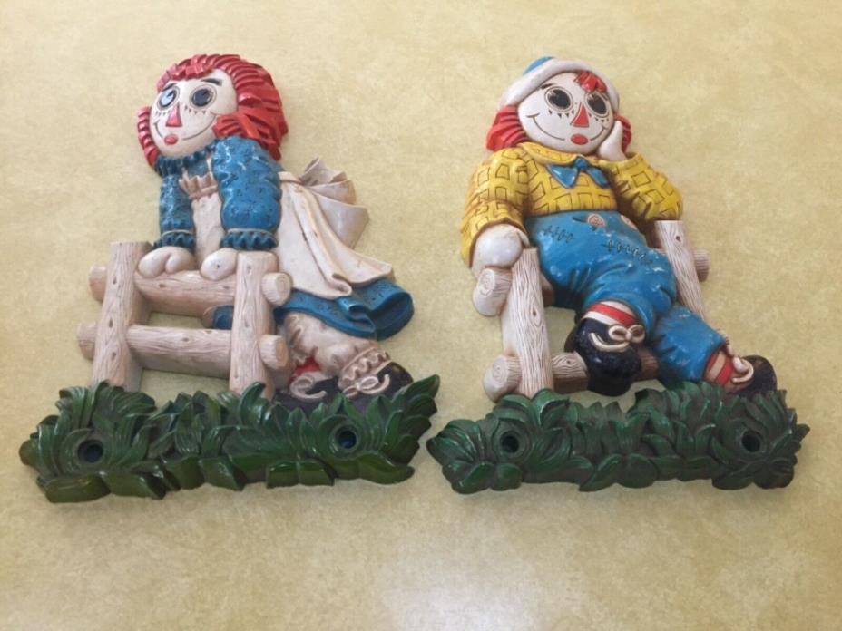 1977 Raggedy Ann And Andy Wall Hanging Pair Plastic Bobbs-Merrill Co