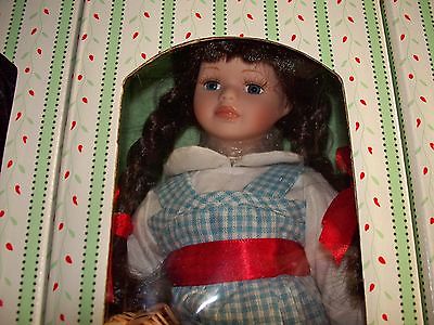 BEAUTIFUL - SEYMOUR MANN PORCELAIN HAND PAINTED WIZARD OF OZ DOLL DOROTHY - NRFB