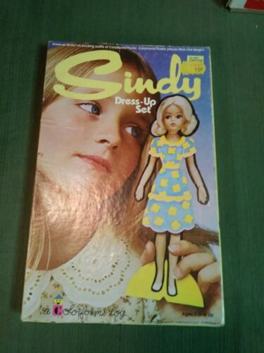 Sindy Doll Colorforms Dress-Up Set from 1979 - with Booklet and extras