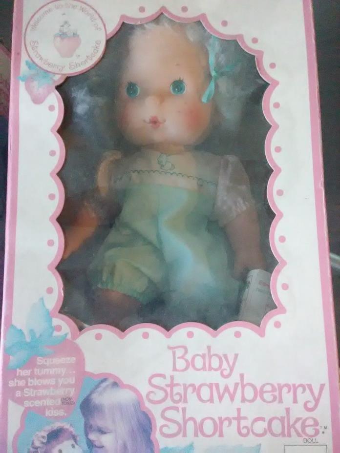 Strawberry Shortcake Vintage 1982 Apricot Blowkiss Baby Doll and Box