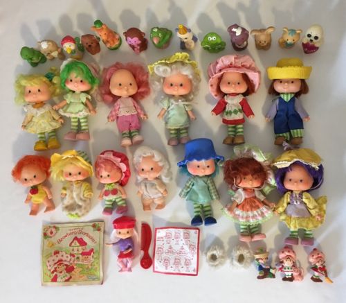 Vintage Lot Of Strawberry Shortcake Dolls And Pets 1979