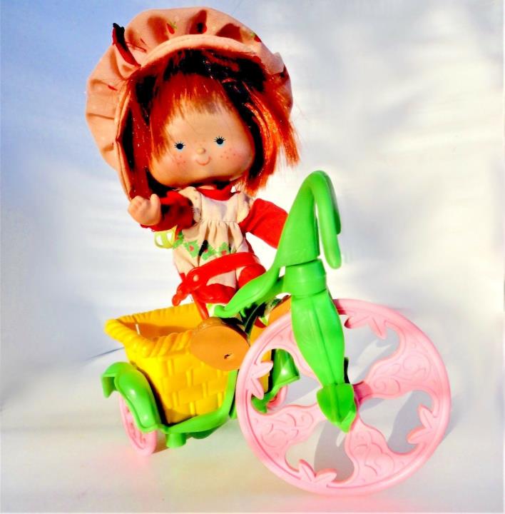 Strawberry Shortcake Berry Cycle / Comes with Shortcake Doll & Comb /bundle of 3