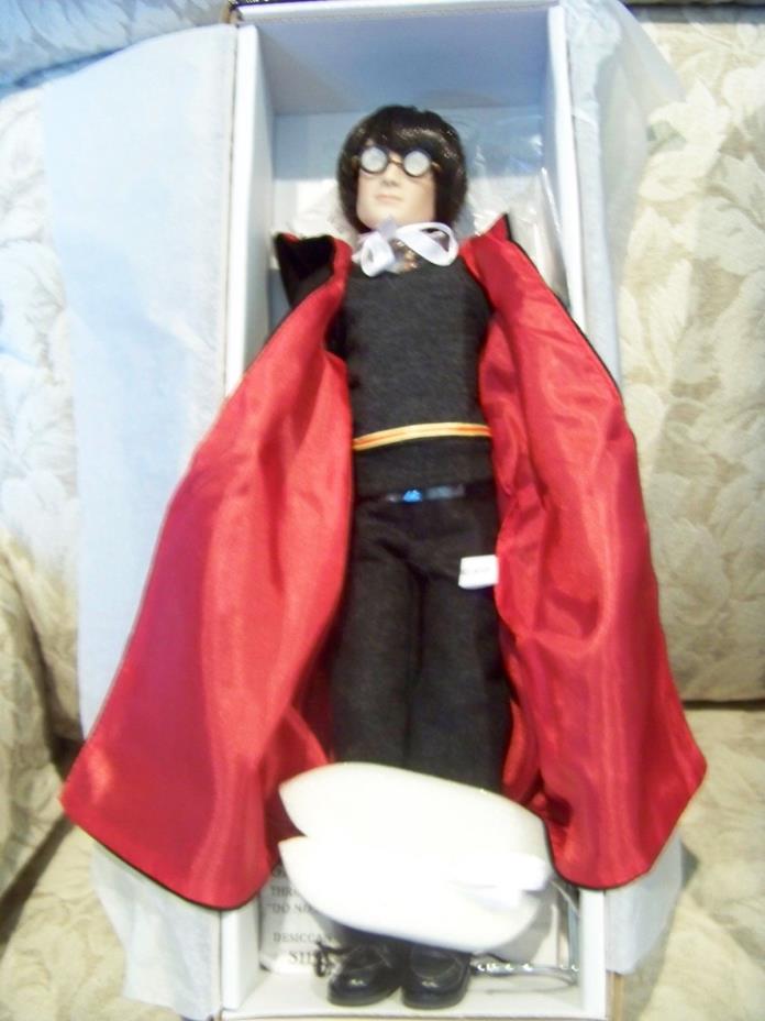 TONNER 12 INCH HARRY POTTER IN GRYFFINDOR ROBE NRFB
