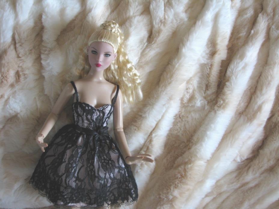 CAMI DRESSED TONNER DOLL ENHANCED REPAINT, + CRIMPED HAIR, BLONDE, BEAUTIFUL !